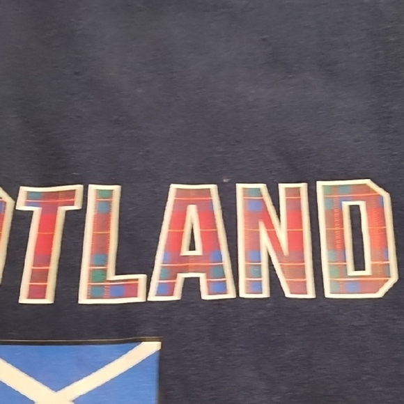 Scotland Plaid Graphic Tee Navy Red White - Picture 8 of 11